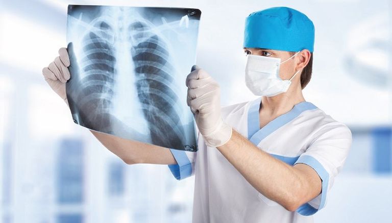 الأشعة السينية اكتشفت عام 1895