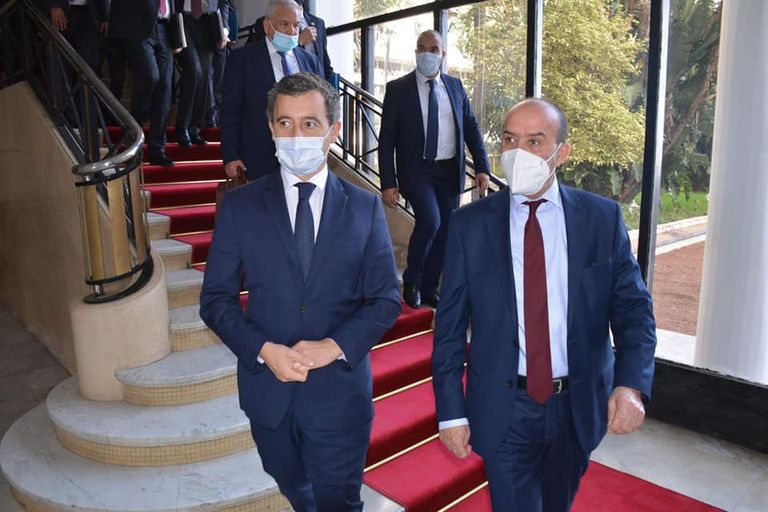 جانب من لقاء وزيرا داخلية الجزائر وفرنسا جانب من لقاء وزيرا داخلية الجزائر وفرنسا