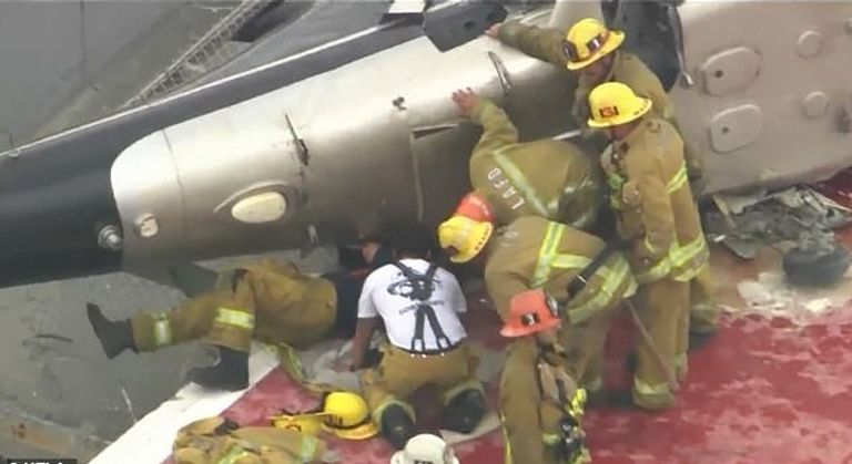 المروحية بعد سقوطها على سطح المستشفى