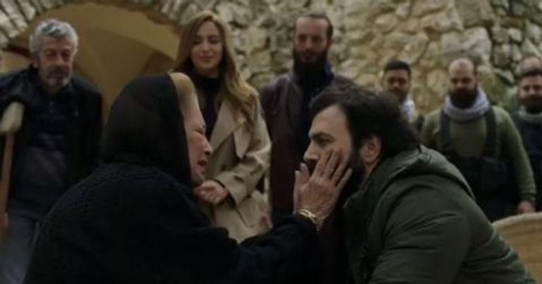 تيم حسن ومنى واصف في مشهد من مسلسل
