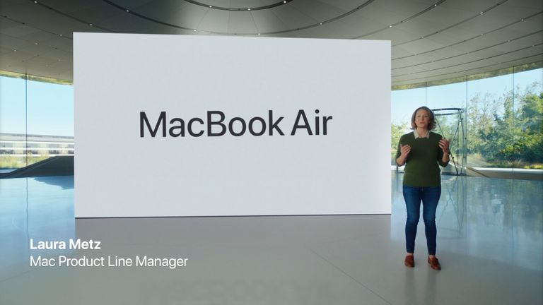 أبل تعلن عن جهاز  MacBook Air الجديد والمُزوّد بشريحة M1