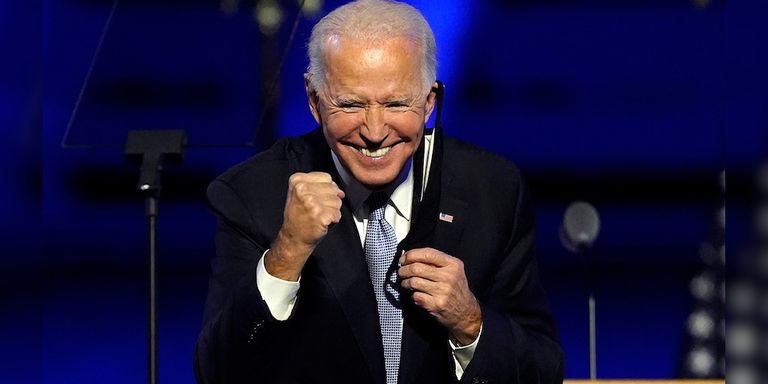 بايدن يعتزم فرض الكمامة في أنحاء البلاد