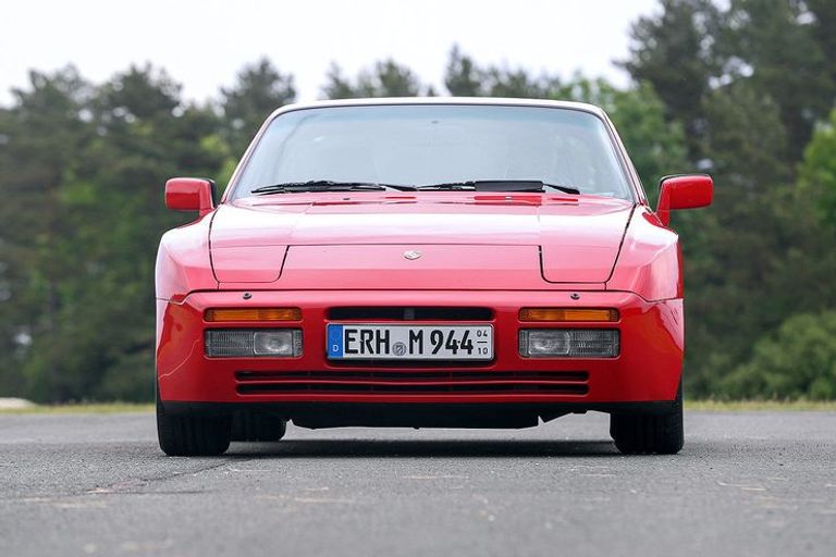 طراز بورش 944 طراز هامر H1