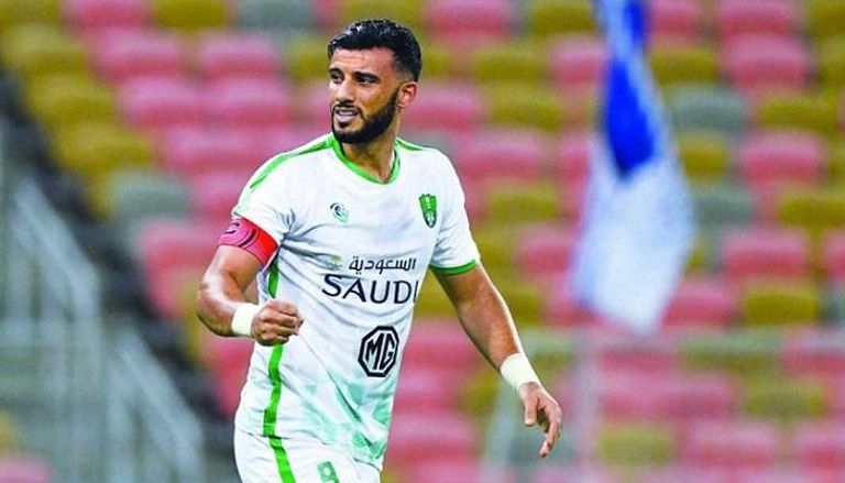 عمر السومة لاعب الأهلي