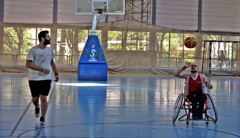 الصديقان أحمد وبدر