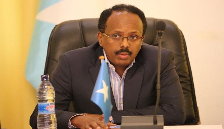 امرأة تدلي بصوتها في انتخابات الصومال السابقة - أرشيفية