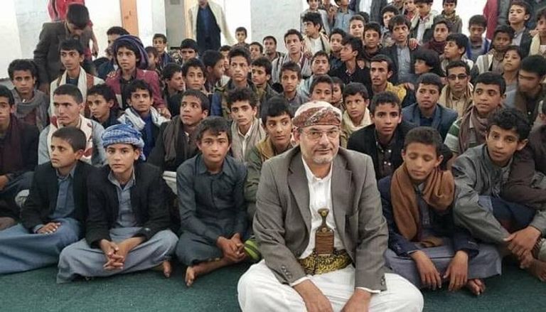 الحوثي يصنع الإرهابيين في اليمن عبر التعليم