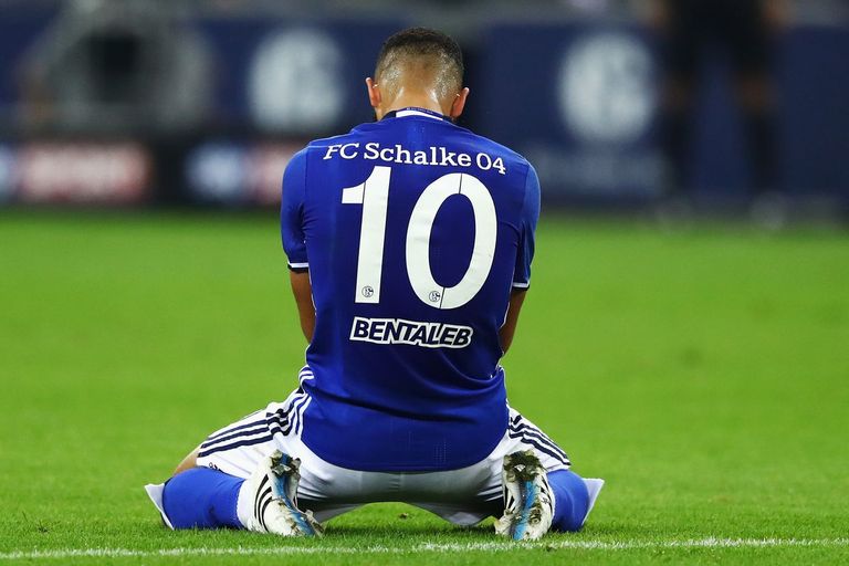 نبيل بن طالب لاعب شالكه الألماني نبيل بن طالب لاعب شالكه الألماني