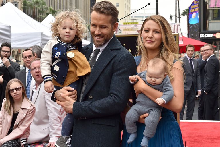 رينولدز وليفلي تزوجا في سبتمبر 2012