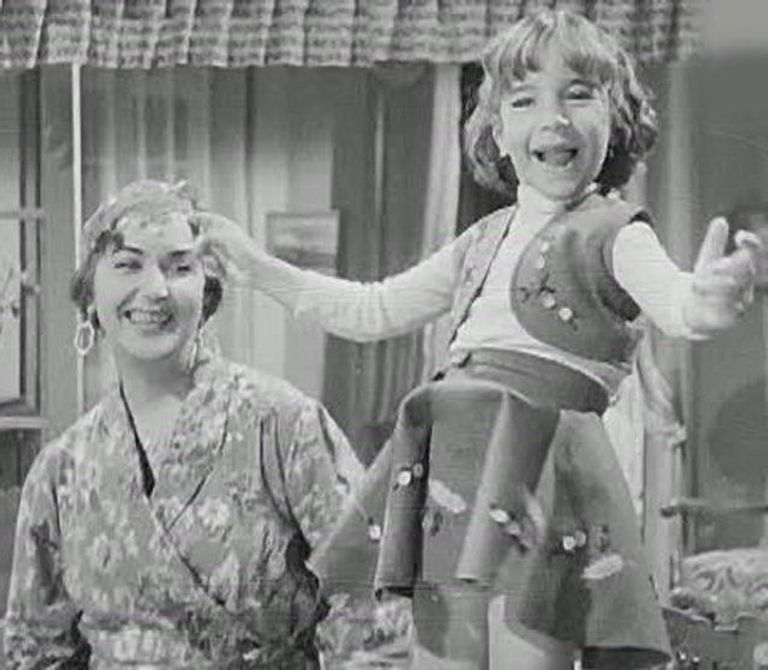 الفنانة المصرية فاطمة رشدي