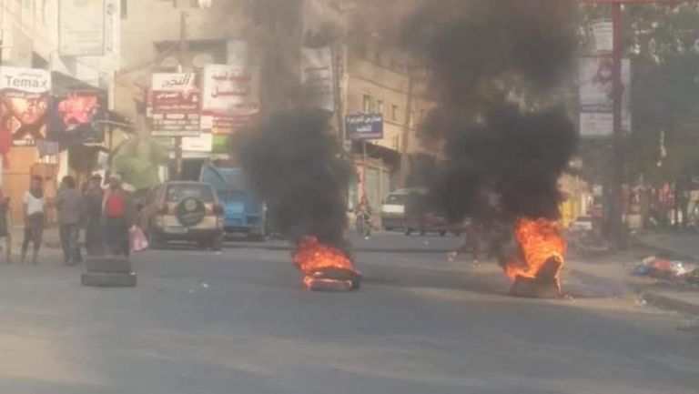 عناصر إخوانية تصفي مواطنا داخل مستشفى بتعز