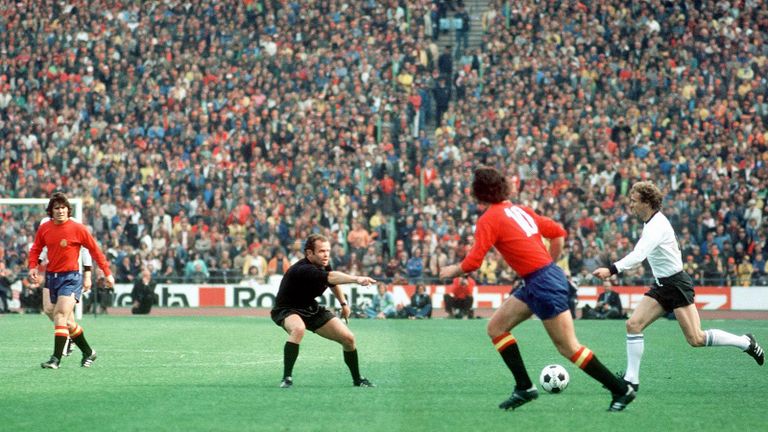 ألمانيا وإسبانيا في 76 ألمانيا وإسبانيا في 2020