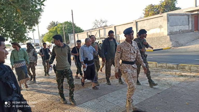 حملة أمنية في شواطئ عدن