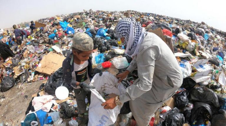 معاناة أطفال العراق