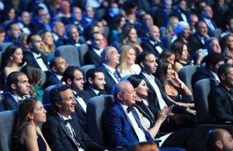 مهرجان الجونة شهد غيابا واضحا للإجراءات الوقائية مسدسات الحرارة لا تكشف الموزعين الصامتين للفيروس