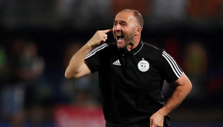 جمال بلماضي مدرب منتخب الجزائر حسام عوار لاعب منتخب فرنسا