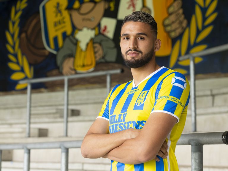 أحمد توبة لاعب فالفيك الهولندي