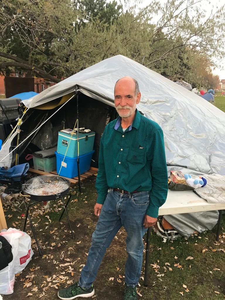 مخيمات المشردين في شوارع مونتريال