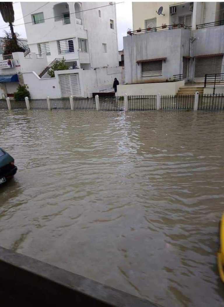 أمطار غزيرة بالعاصمة تونس