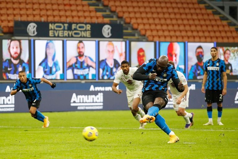 أشرف حكيمي وأنطونيو كونتي