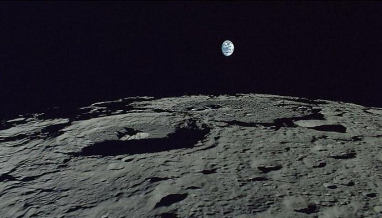 سطح القمر (أرشيفية)