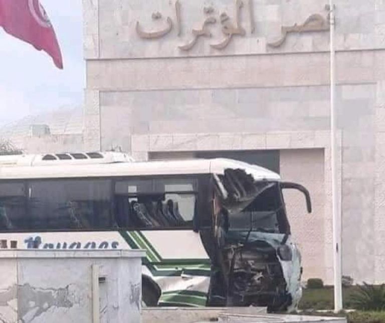 تصادم بين حافلتين في تونس
