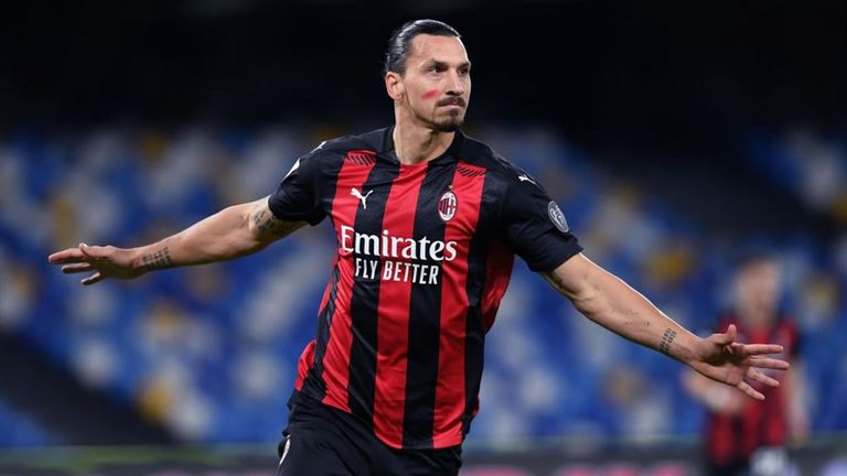 إبرا يحتفل بالتسجيل