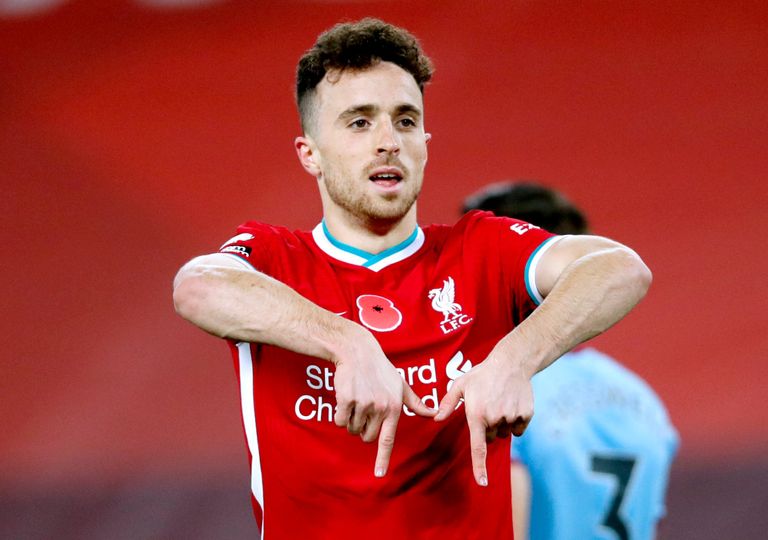 جوتا مهاجم ليفربول محمد صلاح نجم ليفربول