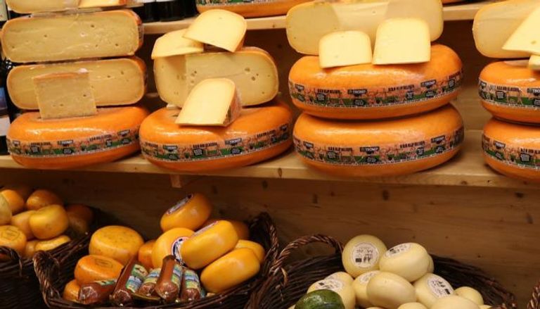  اختفاء كميات كبيرة من الجبن تبلغ قيمتها 47 ألف دولار أمريكي من مزرعة هولندية