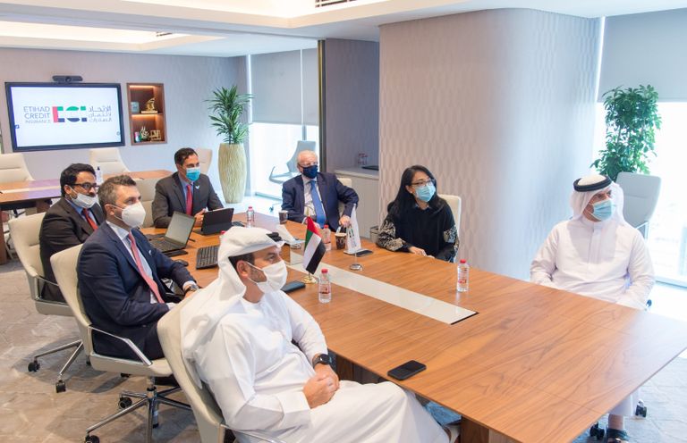 جانب من توقيع الاتفاقية بين الإمارات وبريطانيا