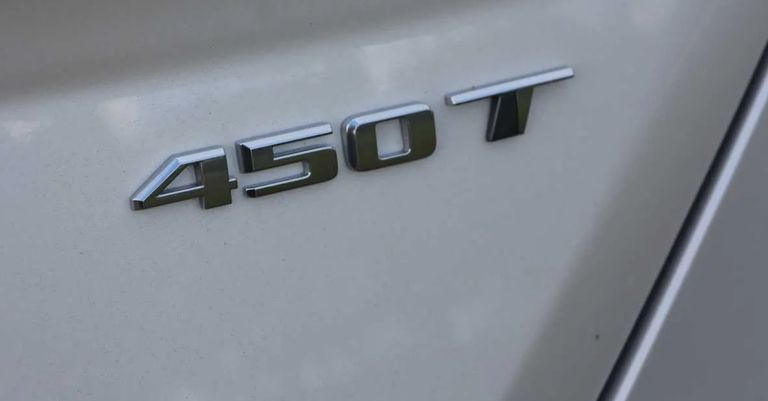 موديل كاديلاك CT4