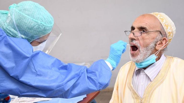 كورونا يواصل الانتشار حول العالم