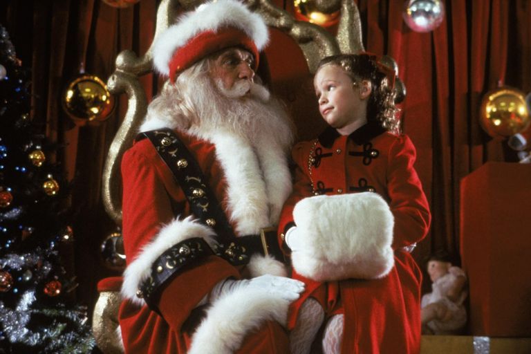 مشهد من فيلم All I Want For Christmas فيلم