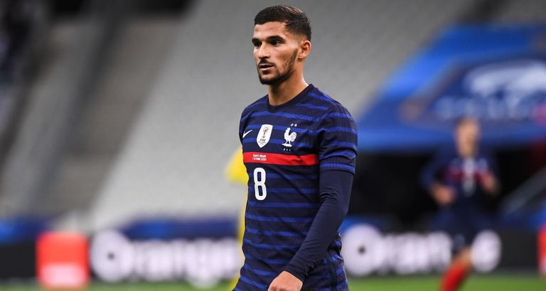 النجم حسام عوار