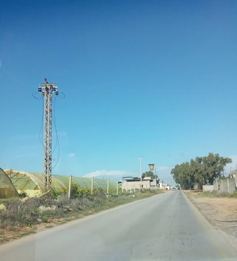 متظاهرو طرابلس أغلقوا الطرق اعتراضا على قطع الكهرباء - أرشيفية