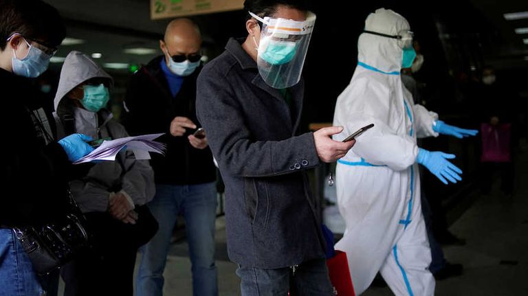 العالم يتمسك بأمل الحصول على لقاح ضد كورونا