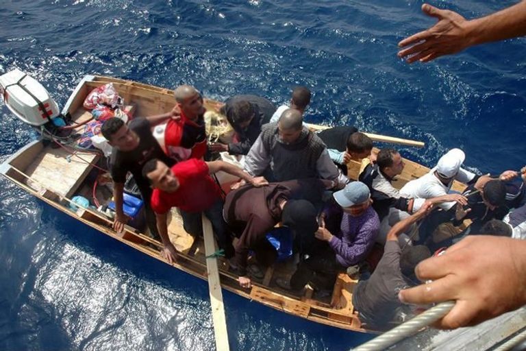 عملية إحباط هجرة غير شرعية بسواحل الجزائر خفر السواحل الجزائرية تحبط محاولة هجرة غير شرعية