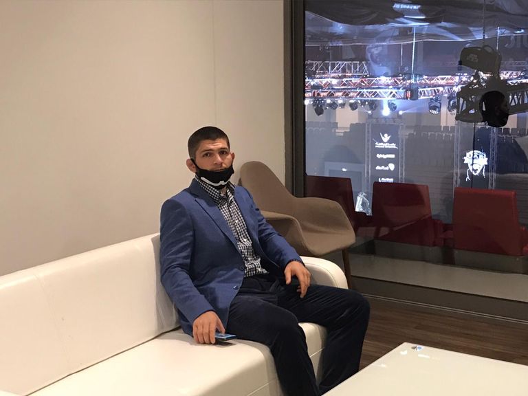 حبيب نور محمدوف كان حاضرا على هامش بطولة محاربي الإمارات 14