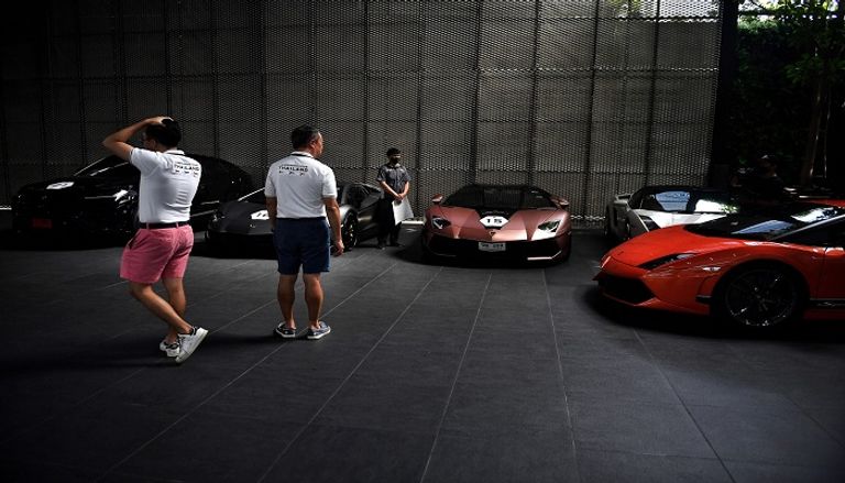 صيانة سيارات فيراري Ferrari وبنتلي Bentley