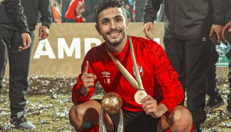 أيمن أشرف لاعب الأهلي المصري