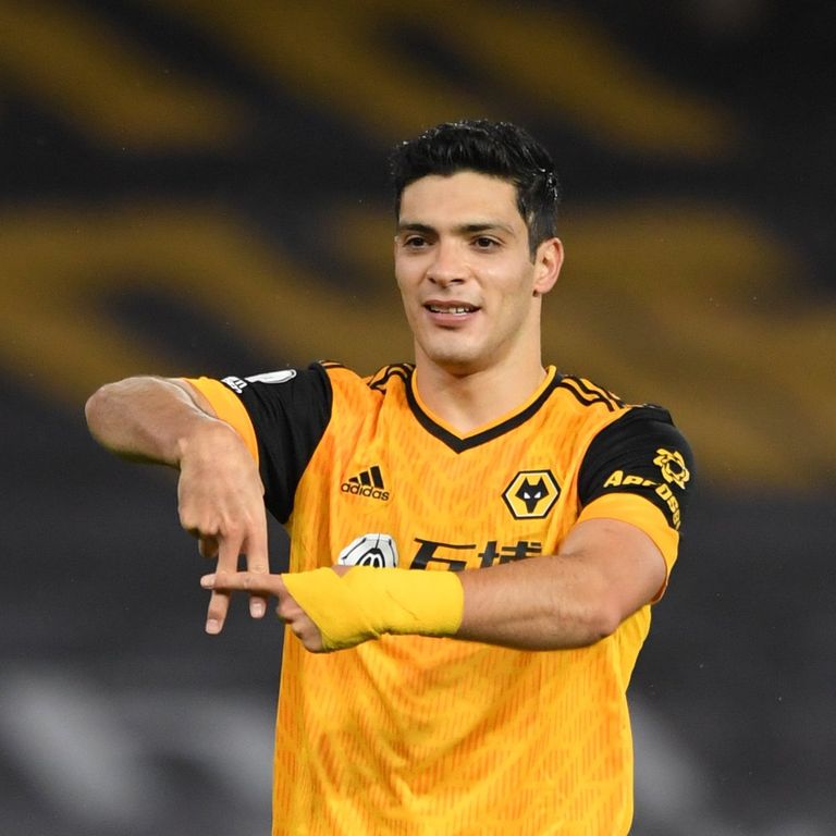 راؤول خيمينيز مهاجم ولفرهامبتون ديفيد لويز مدافع أرسنال وراؤول خيمينيز مهاجم ولفرهامبتون