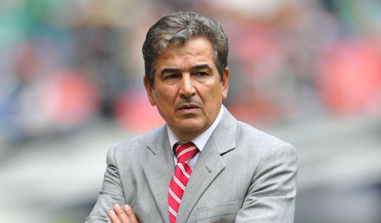 الكولومبي خورخي لويس بينتو مدرب منتخب الإمارات المقال