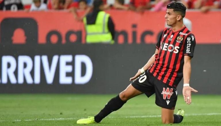 يوسف عطال ظهير نيس الفرنسي ومنتخب الجزائر