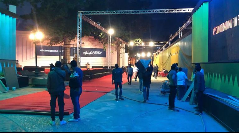 تجهيزات مهرجان القاهرة السينمائي