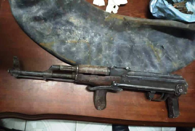 رشاش كلاشنيكوف ضبطه الجيش الجزائري