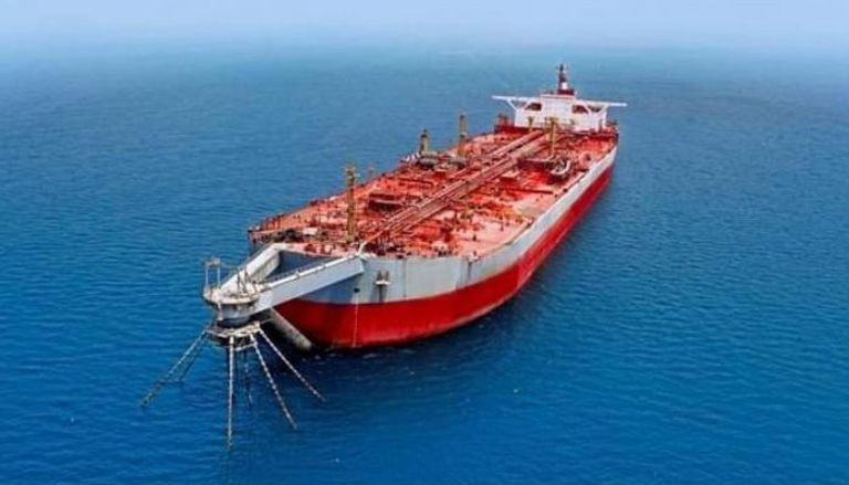 سفينة النفط صافر قبالة سواحل اليمن