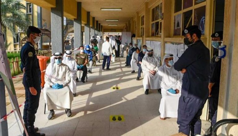 انتخابات الكويت تجرى تحت إجراءات صحية مشددة- كونا