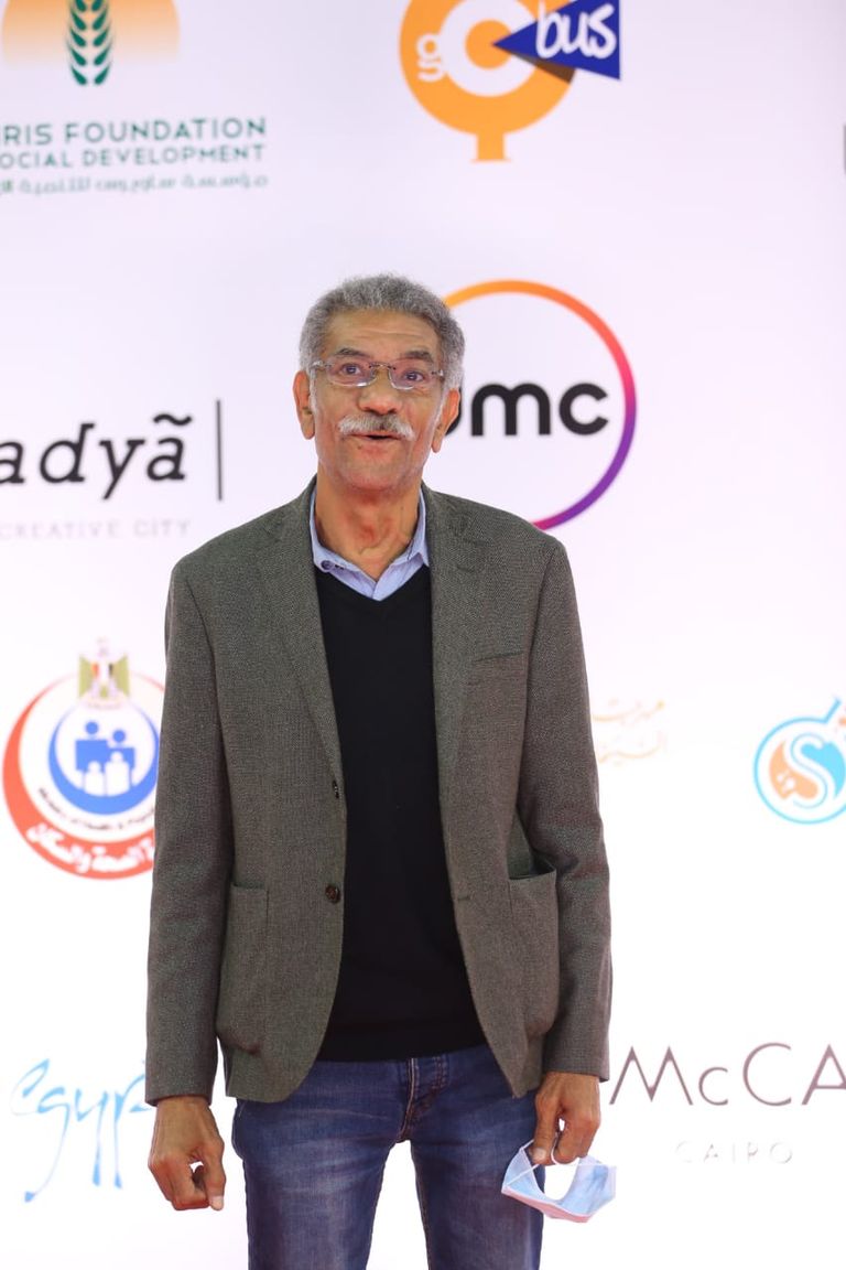 إلهام شاهين بطلة فيلم حظر تجول بجانب عدد من نجوم الفن