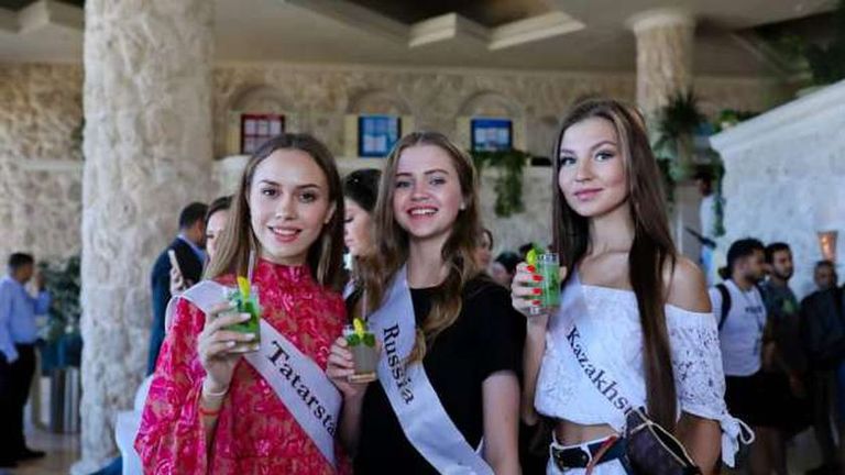 متسابقات "ميس إيكو" لحصد لقب ملكة جمال السياحة والبيئة 2020 ملكة جمال العالم للسياحة والبيئة للمراهقات 2020