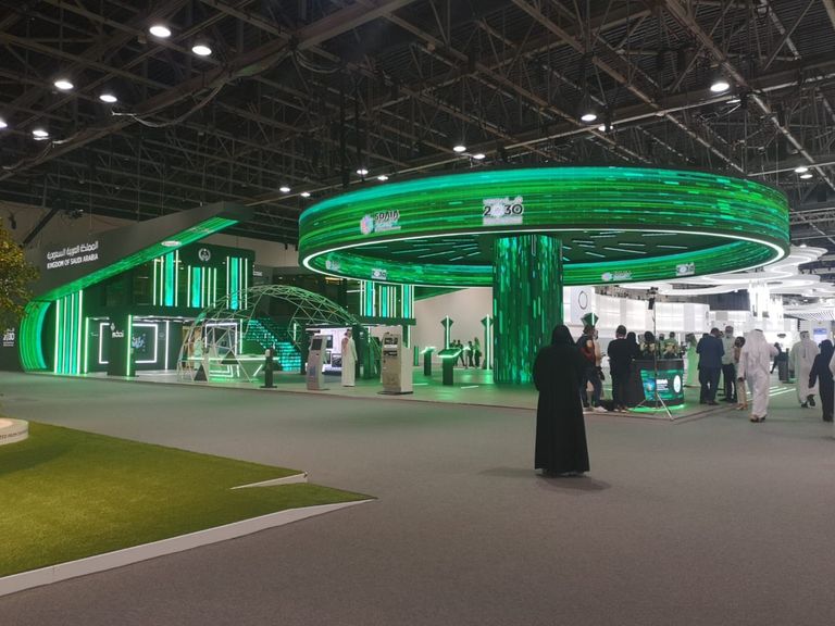 الشيخ حمدان بن محمد بن راشد آل مكتوم يفتتح